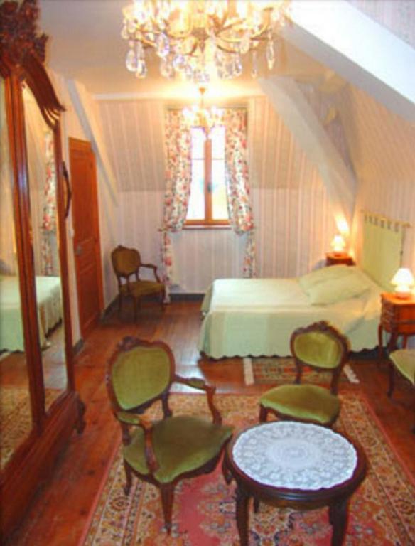 Chateau De La Court D'Aron Saint-Cyr-en-Talmondais Room photo